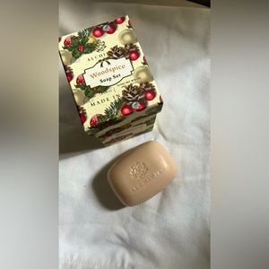 ALCHIMIA  Woodspice Soap Set
